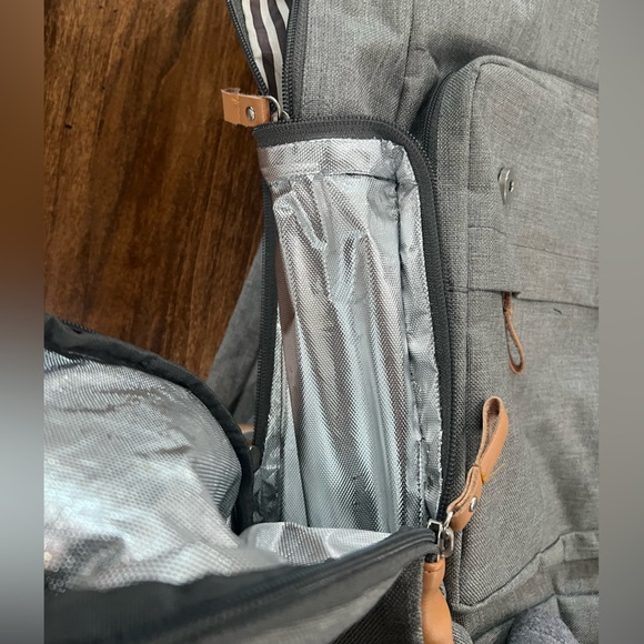 Parker Baby Diaper Bag - Picture 6 of 8